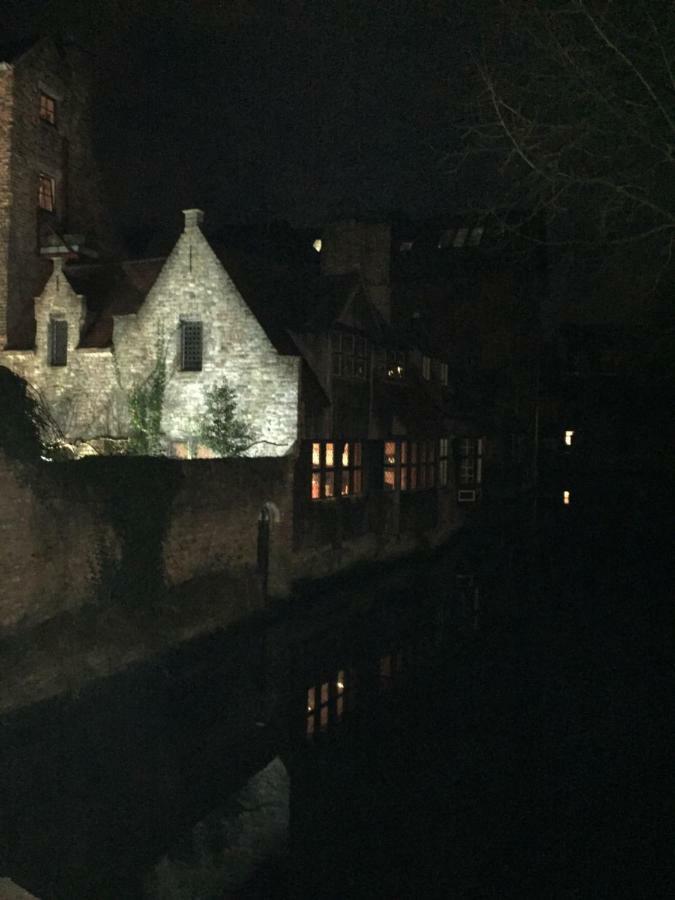 Brugge'S House Of Friends Apartamento Exterior foto